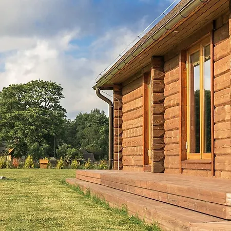 Hébergement de vacances Rootsimaa House